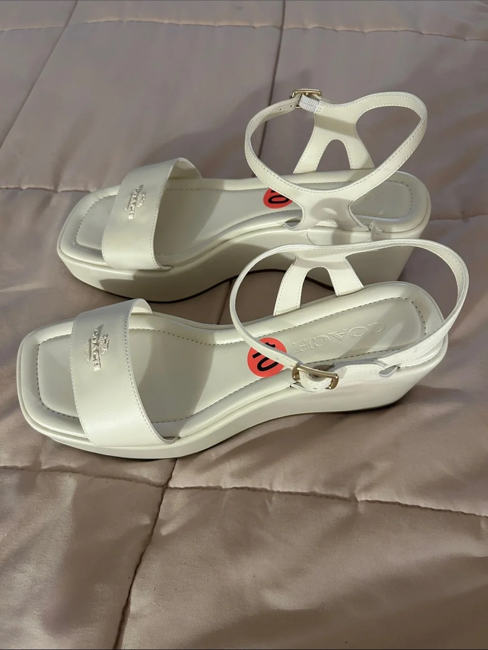NWOT Women’s Coach Gale Wedge Sandal | Chalk Leather